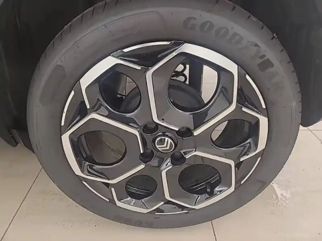 Citroën C3 turbo 100 ch manuelle — photo 3