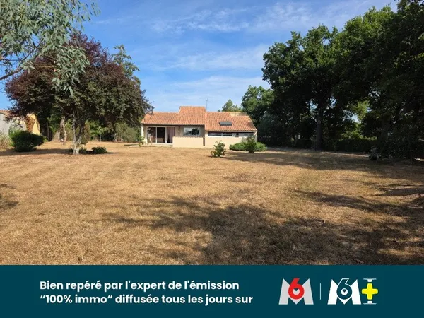 Maison D Architecte De Plain Pied - Fort Potentiel D Evolution Sur Terrain Divis