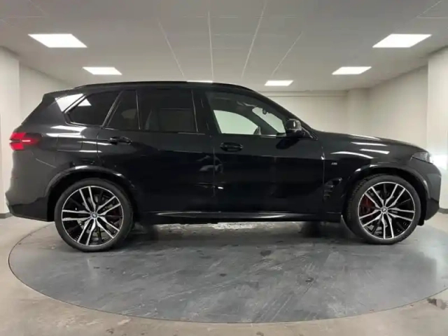 Bmw X5 xdrive50e 489ch m sport — photo 4
