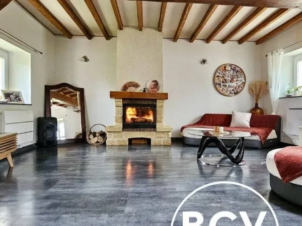 Maison 7 pièces 145 m²
