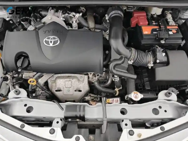 Toyota Yaris 110 vvt-i — photo 12