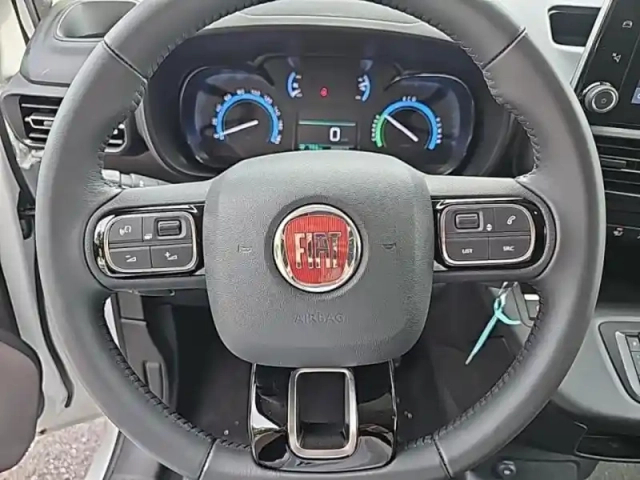 Fiat Doblo fg m 800kg electrique 136ch batterie 50 kwh pro lounge connect — photo 12