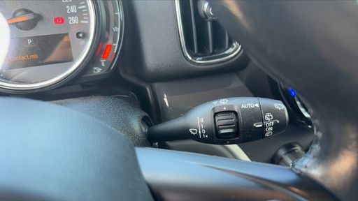 Mini Countryman 1.5 Cooper S 224 ALL4 Steptronic 6 - Chili – 2018 – 159980 km – Hybride rechargeable – Boîte Automatique — photo 17