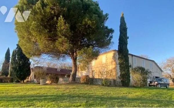 Maison 6 pièces 215 m²