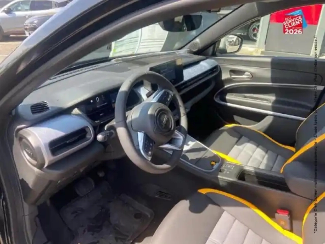 Jeep Avenger 1.2 turbo t3 145ch mhev the north face bvr6 4xe — photo 15