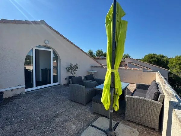 DUPLEX 102 m² - 47 m² avec deux TERRASSES - DERNIER ÉTAGE - ASCENSEUR