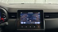Renault Clio 1.6 E-Tech hybride 140ch Business -21N — photo 18