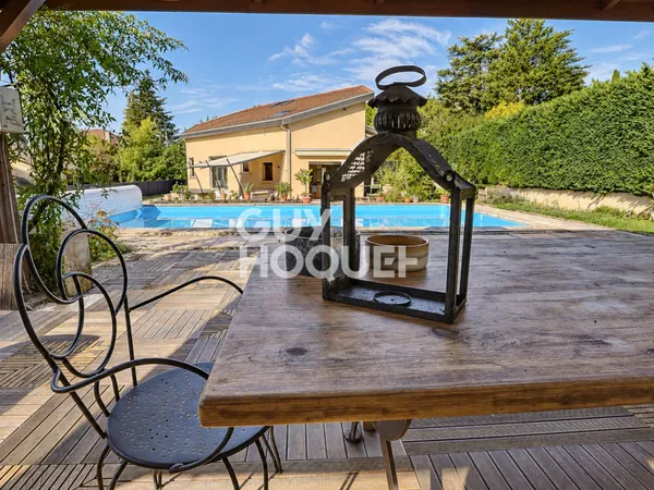 VENTE d'une maison T6 (170 m²) à BOURGOIN JALLIEU