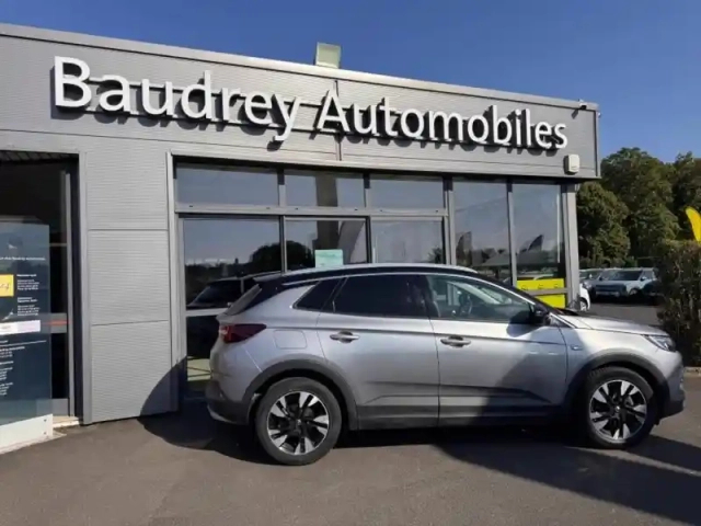 Opel Grandland X 1.2 turbo 130ch design line bva 109g — photo 6