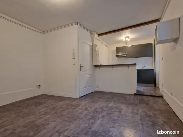 Appartement F2 climatisé