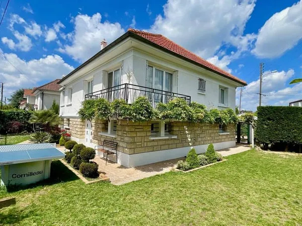 Maison 7 pièces 160 m²