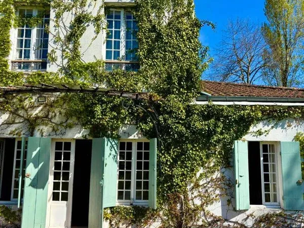 Bureaux 250 m²