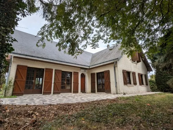 Maison 9 pièces 220 m²