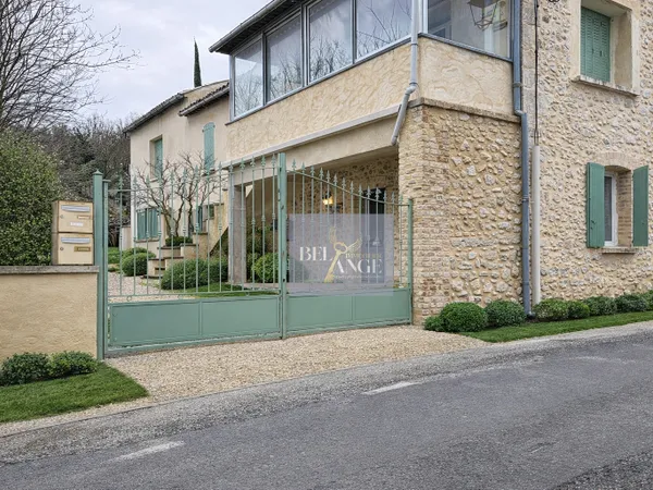 Maison de village au beau potentiel