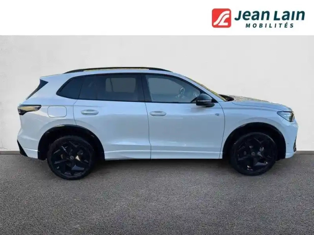 Volkswagen Tiguan 1.5 ehybrid 204ch dsg6 — photo 24