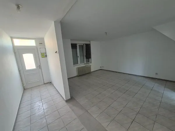 Maison avec jardin