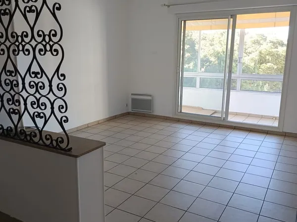 Trés Bel appartement 77 m2 type 3