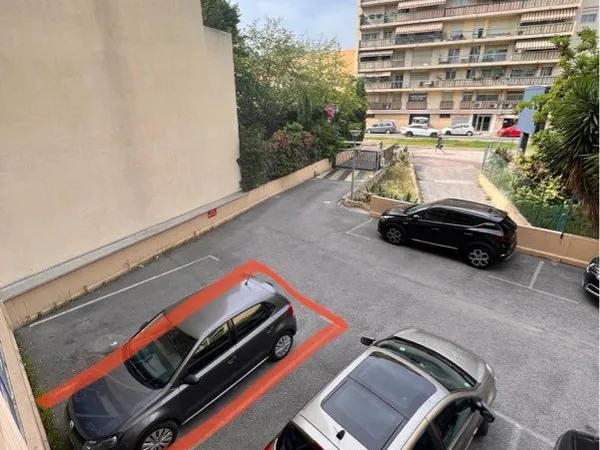 Parking sécurisé Pasteur