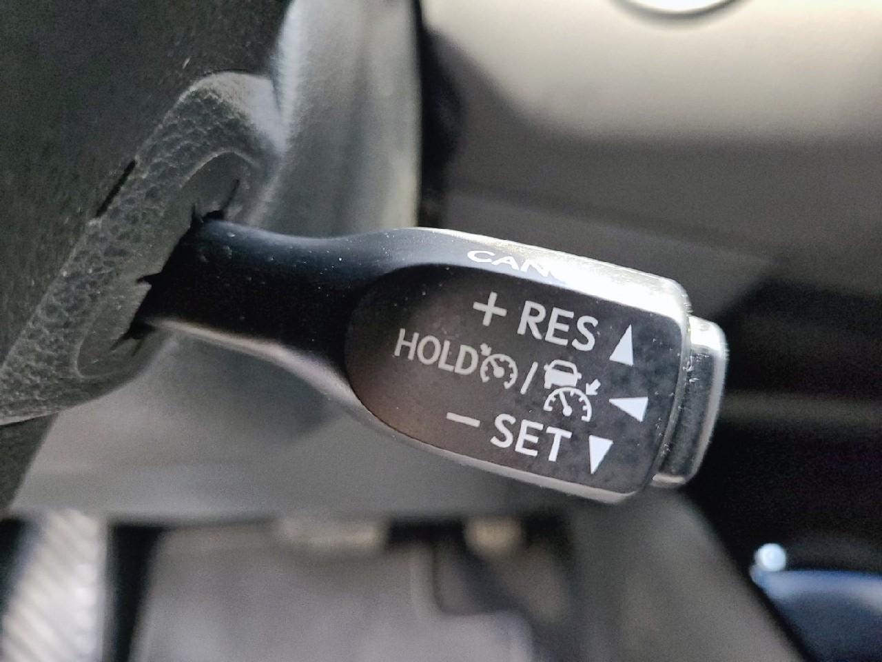Toyota C-Hr hybride 1.8l edition — photo 25