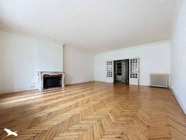 Duplex 6 pièces 202 m²