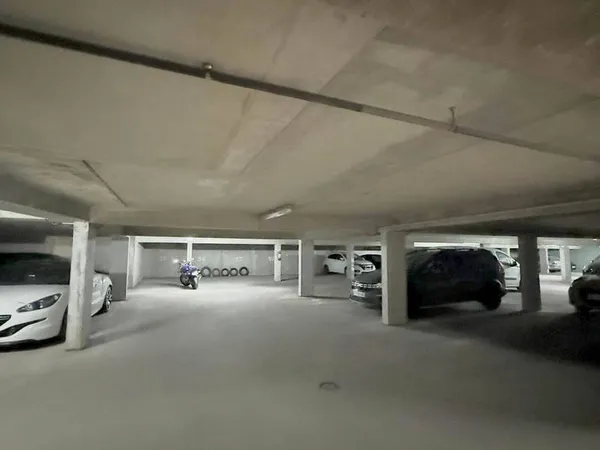 Parking 11 m²