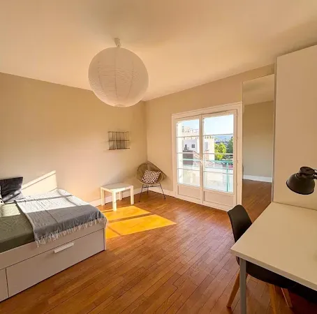 Appartement 1 pièce 64 m²