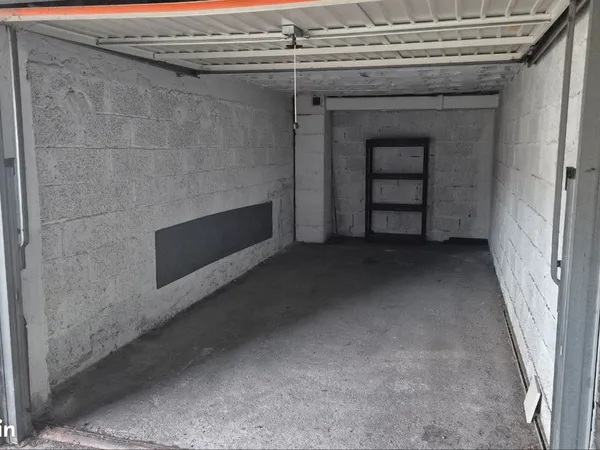 Garage à louer rue Gabriel Péri