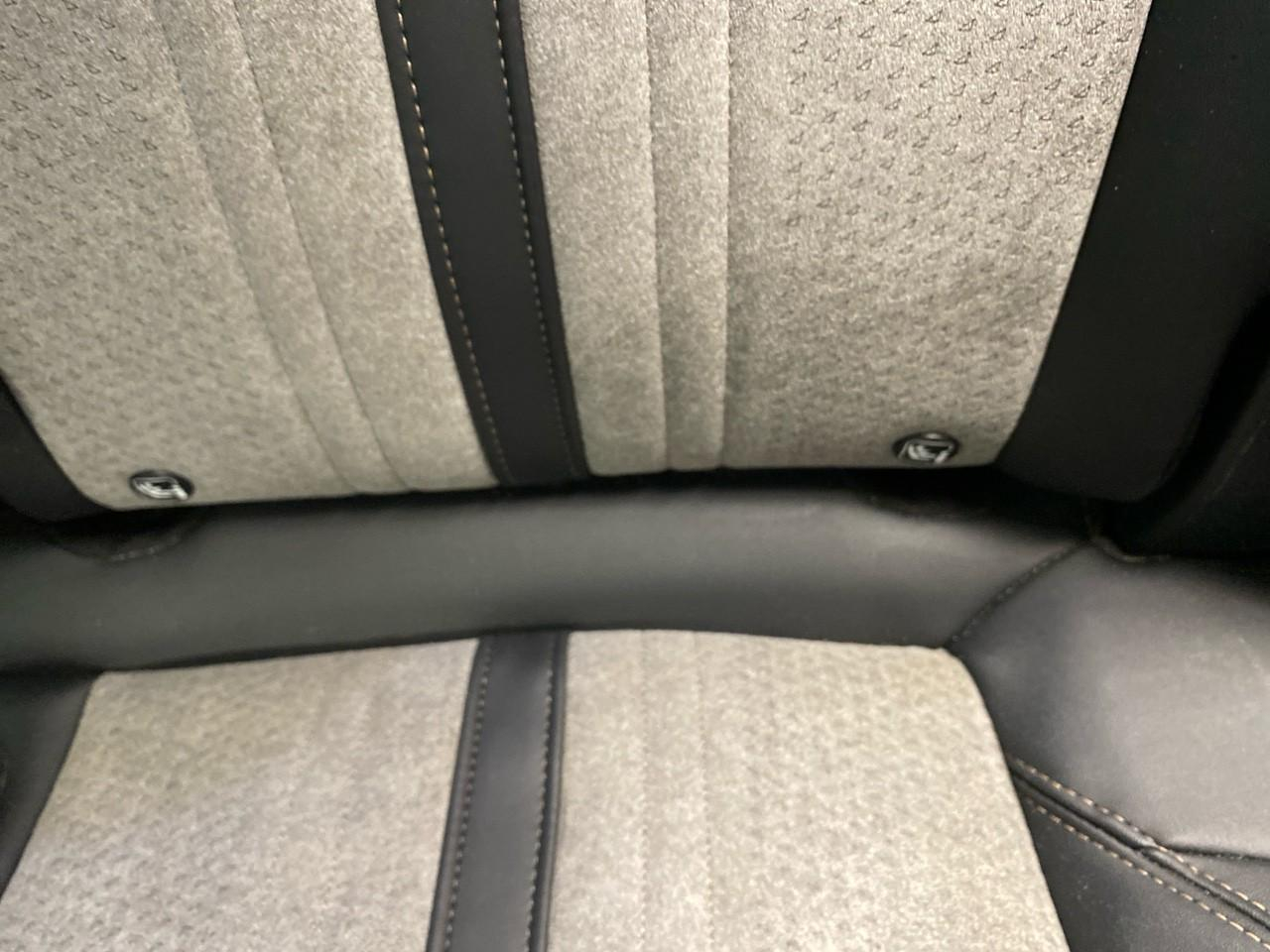 Peugeot 3008 hybrid 225 e-eat8 gt — photo 22