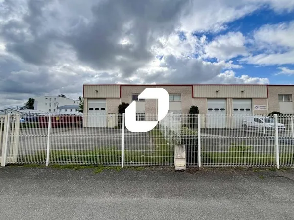 Local d'activité 354 m²