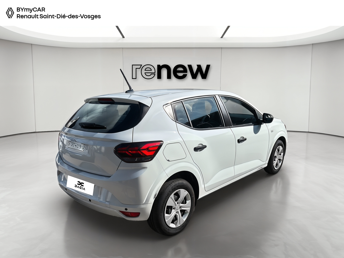 Dacia Sandero SCe 65 — photo 5