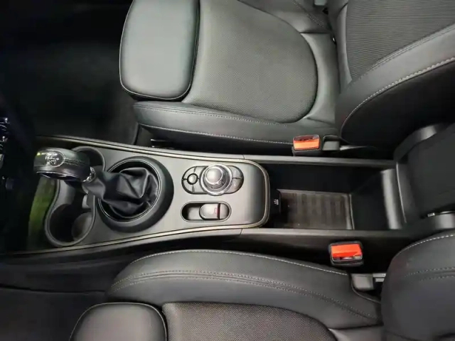 Mini Mini countryman 125 - 95 ch all4 bva6 — photo 21