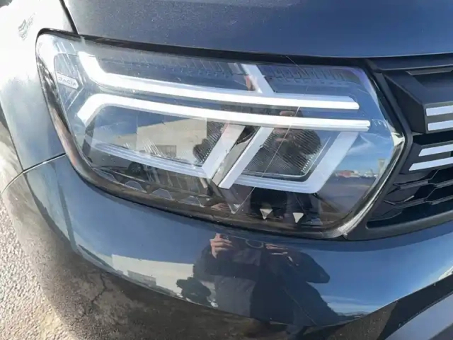 Dacia Duster blue dci 115 4x2 — photo 19