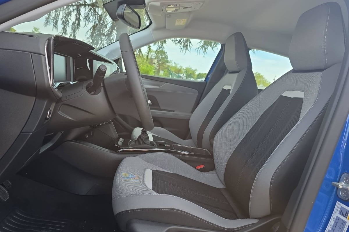 Opel Mokka — photo 22