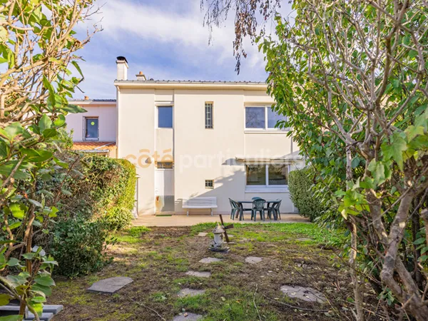 REZÉ - 4 PIÈCES - 85 M2 - 3 CHAMBRES - GARAGE - JARDIN