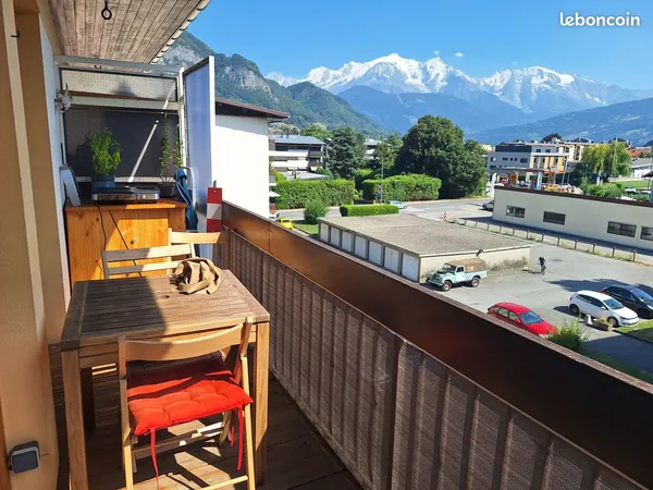 Chambre meublée en colocation de 2 - vue Montblanc - longue durée