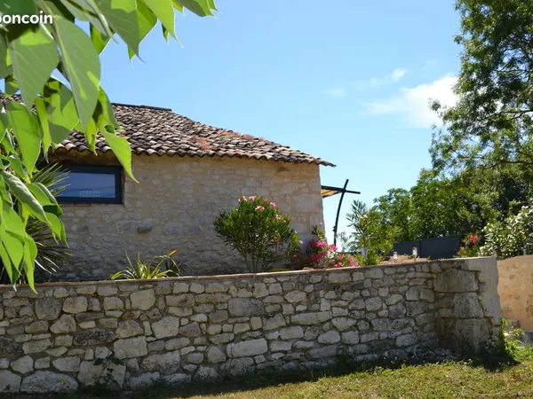 Location maison en pierre