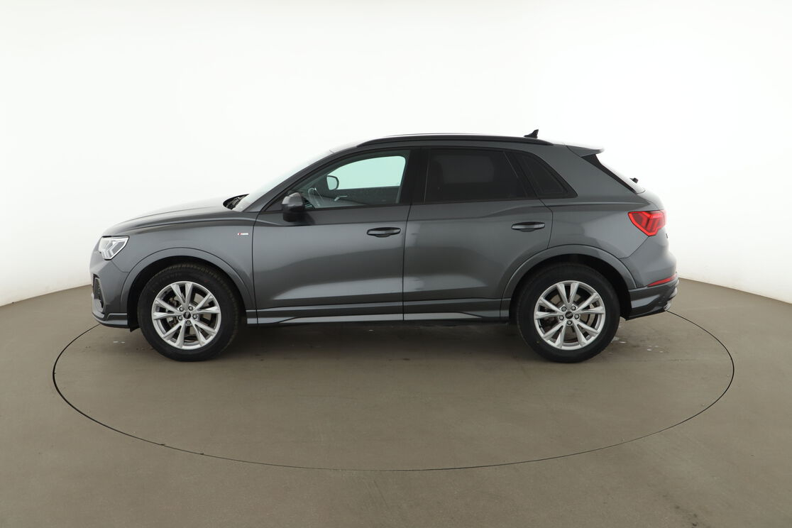 Audi Q3 35 TFSI S Tronic 7 — photo 2