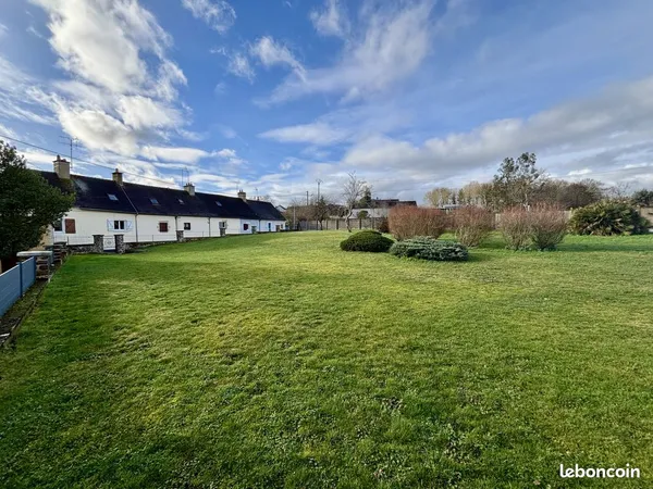 Terrain 1000 m² Fresnay-sur-Sarthe