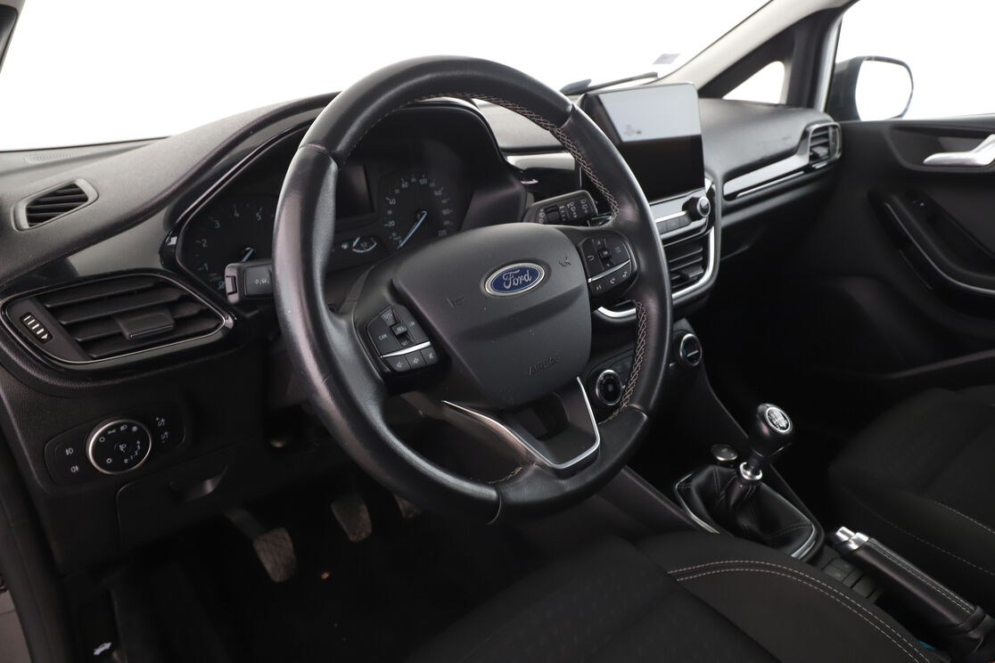 Ford Fiesta 1.0 EcoBoost Titanium — photo 10
