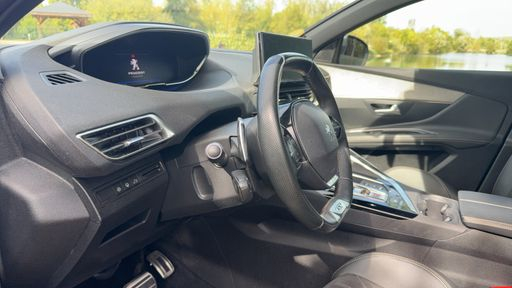 Peugeot 3008 1.5 BlueHDi 130 EAT8 - GT-Line – 2021 – 60050 km – Diesel – Boîte Automatique — photo 37