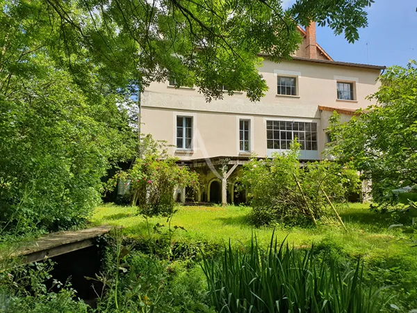 MAISON D'ARTISTES À VENDRE AU SUD DE SAINT AIGNAN