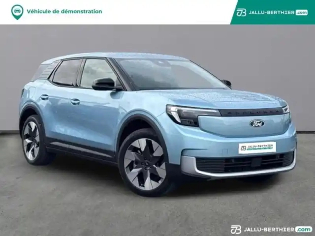Ford Explorer 286ch extended range 77kwh pack premium rwd — photo 2