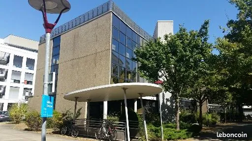 Bureaux 244 m² LE MANS