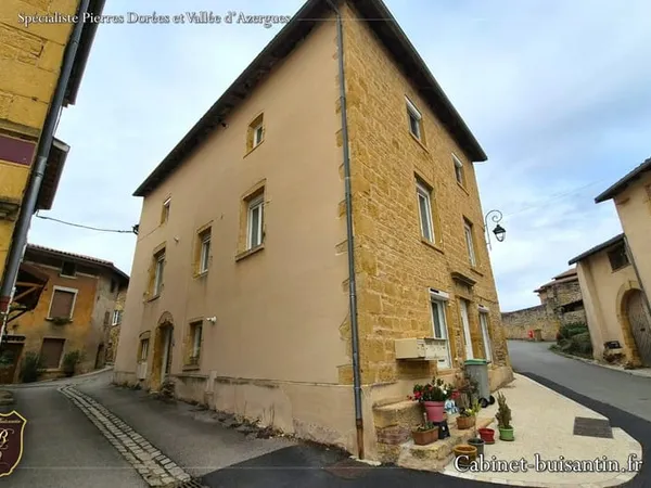 Appartement de type 3 au coeur du village