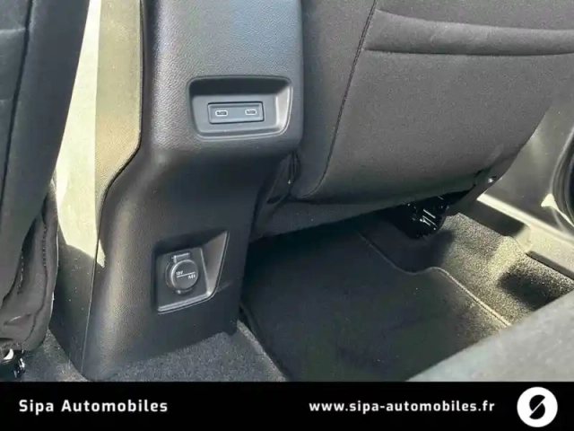 Citroën C3 Aircross hybride 145 ch aut — photo 31
