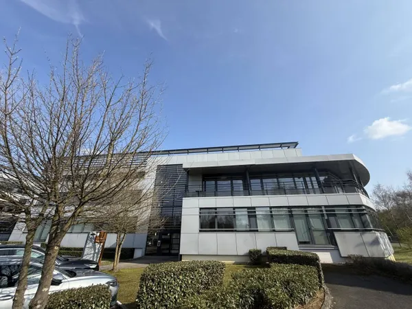 Bureaux 173 m²