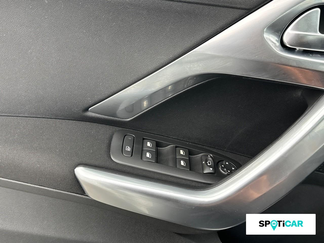 Peugeot 2008 1.2 puretech 130ch e6.c allure s&s — photo 17