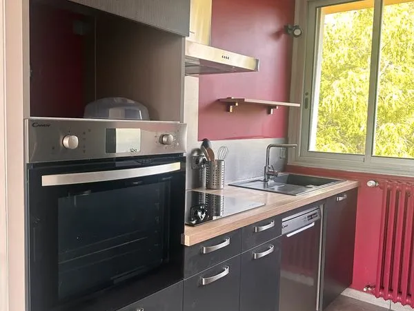Apparemment à louer