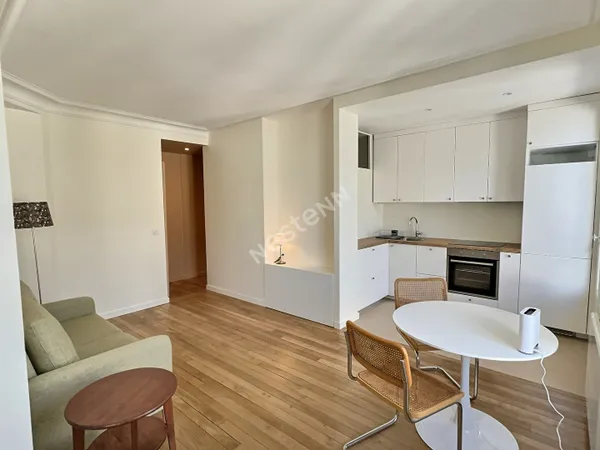 Appartement de deux pièces meublé, Rue du Chemin Vert - Nestenn Paris 11