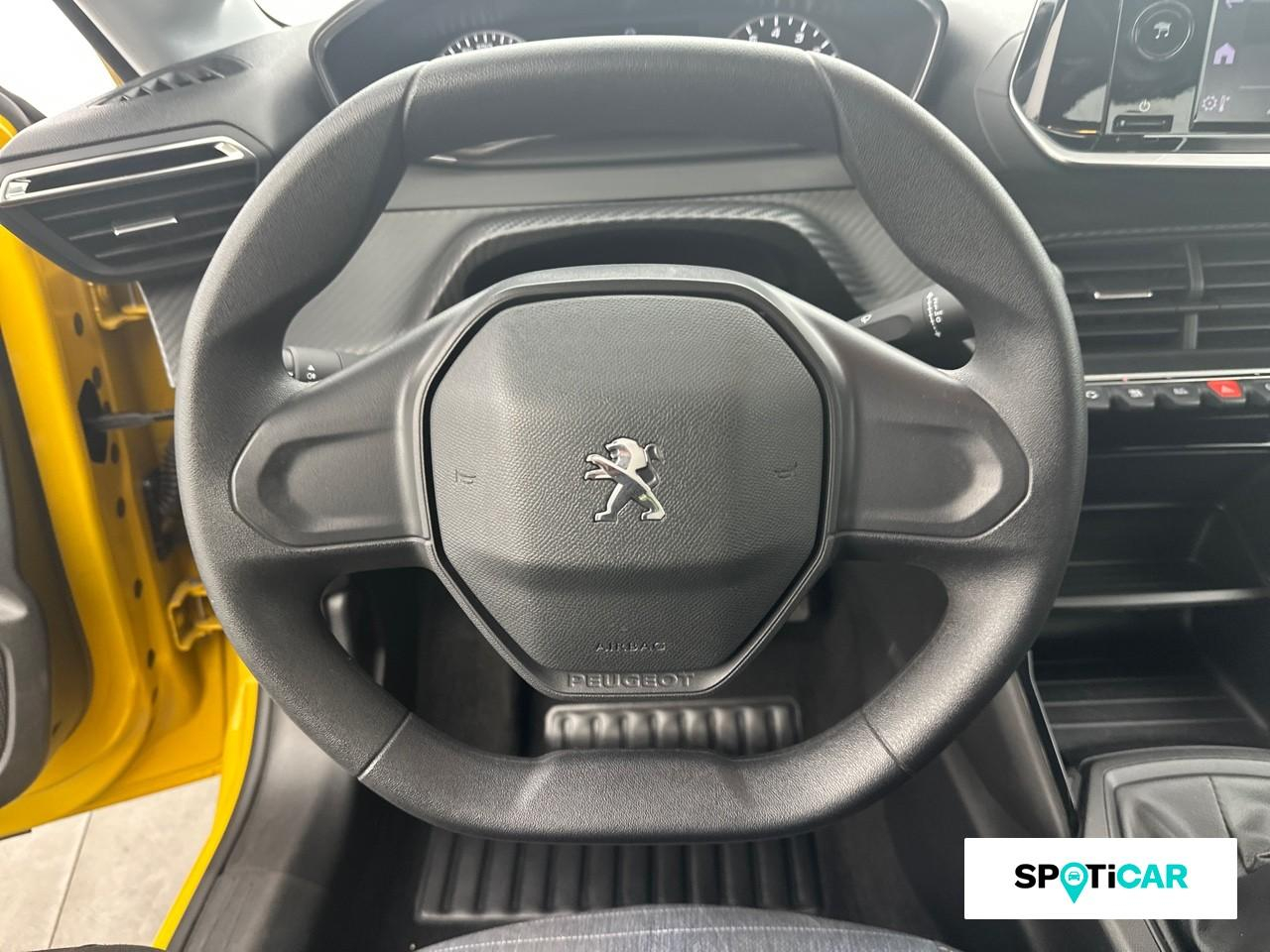 Peugeot 208 1.2 puretech 75ch s&s like 2022 — photo 12